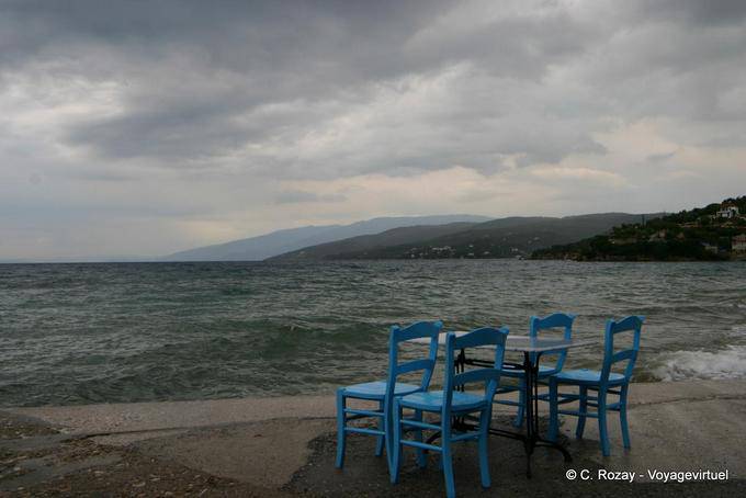 Terrasse vor dem Meer, Milina, Pilion - Griechenland