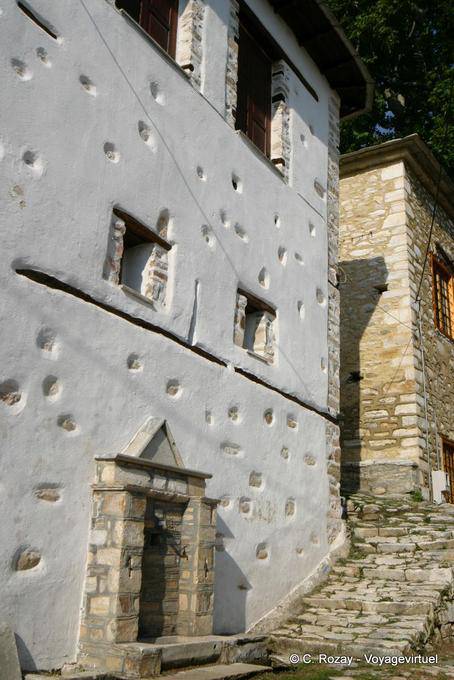 Ein weiteres Beispiel der lokalen Architektur, Pinakates, Pilion - Griechenland