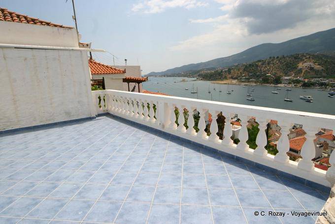 Coast Kalavria von den Höhen, Poros - Griechenland