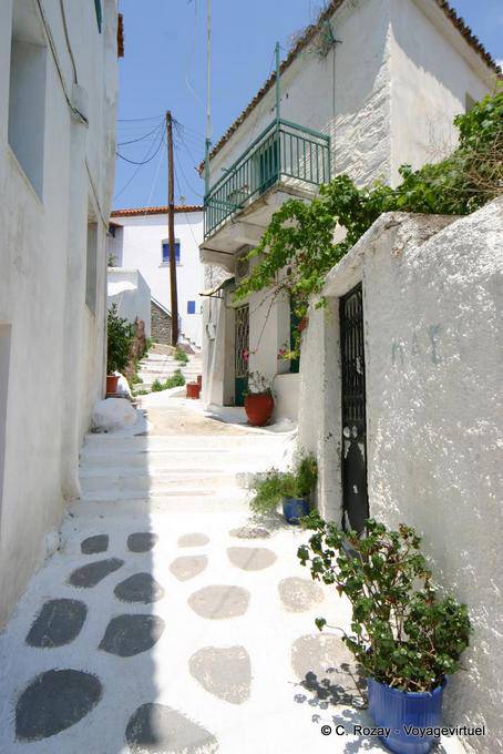 Steigende Spur, Poros - Griechenland