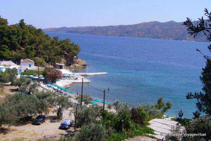 Mikrowellenbereich zu Moni Zoodochou Pigis Kalavrias, Poros - Griechenland