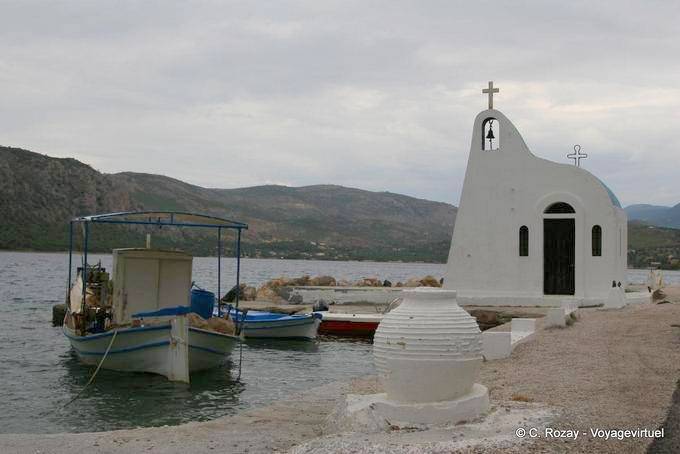 Kapelle Agios Nikolaos - See Vouliagmeni - Griechenland