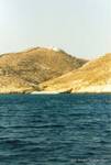 Berg geschält Cycladic türkisfarbenen Meer, Anafi, Griechenland.