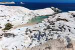 Milos Sarakiniko, Bach und Mini-Strand, Griechenland.