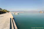 Gehen Sie an den Kais, Nafplion, Griechenland.