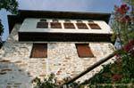 Typische Architektur des Dorfes, Pinakates, Pilion, Griechenland.