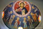 Dome malte das Äußere Klosterkapelle Pigi Zoodochou, Poros, Griechenland.