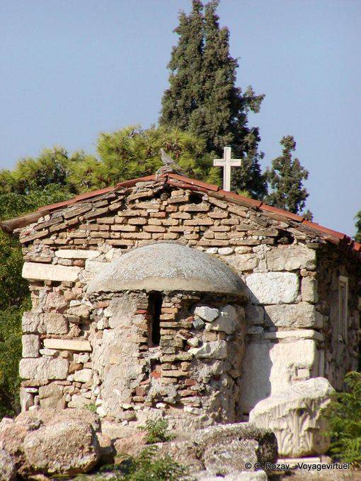 Kleine Kirche in Plaka, Athens versteckt - Griechenland