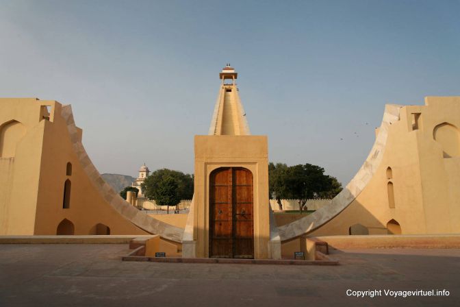Jaipur Jantar Mantar Observatoire Grand Samrat Yantra - Indien