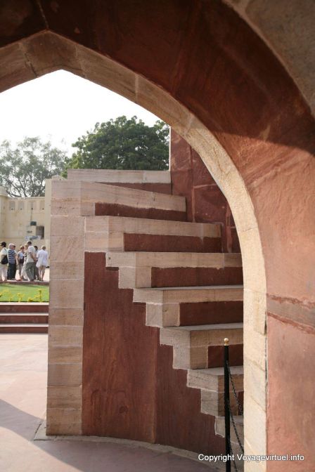 Jaipur Jantar Mantar Observatoire Petit Samrat Yantra - Indien