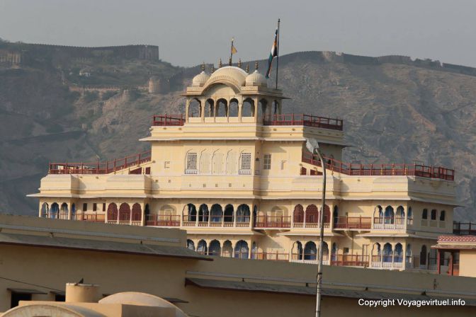 Jaipur Jantar Mantar Vue Sur City Palace - Indien