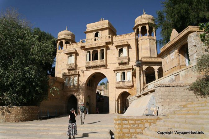 Jaisalmer Gadi Sagar Tank Tilon Ki Pol - Indien