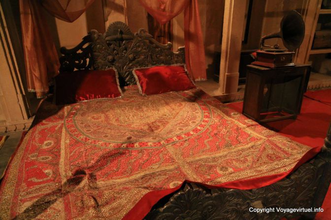 Jaisalmer Havelis Chambre A Coucher Lit - Indien