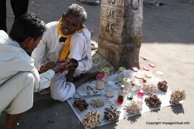 Jaisalmer Medecine Ayurvedique De Rue - Indien