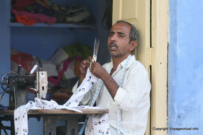 Luni In The City Le Tailleur - Indien