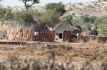 Pokaran road village de huttes.