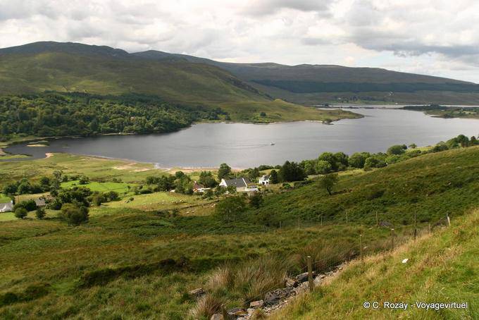 Upper Lough Nacung Richtung Glenveagh National Park in Donegal - Irland