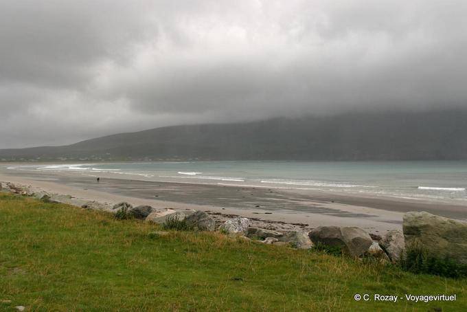 Am Strand, einer großen Auswahl an Keel, Achill Island - Irland