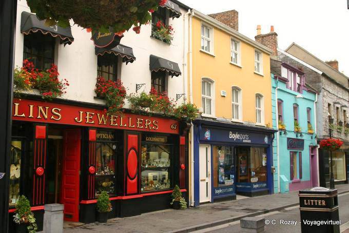 Bunte Fassaden, Ennis - Irland