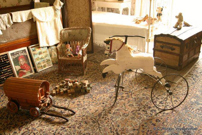 Altes Spielzeug, Bunratty Folk Park - Irland