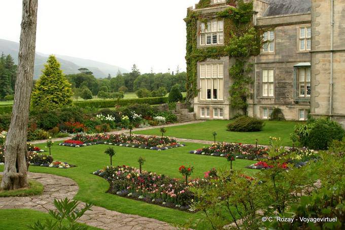 Der Rosengarten, Muckross House, Killaney - Irland