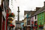 Statue von Abbey Street und O'Connell Street, Ennis, Irland.