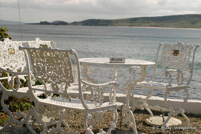 Private Terrasse nach Port Braddan, White Park Bay - Nord-Irland