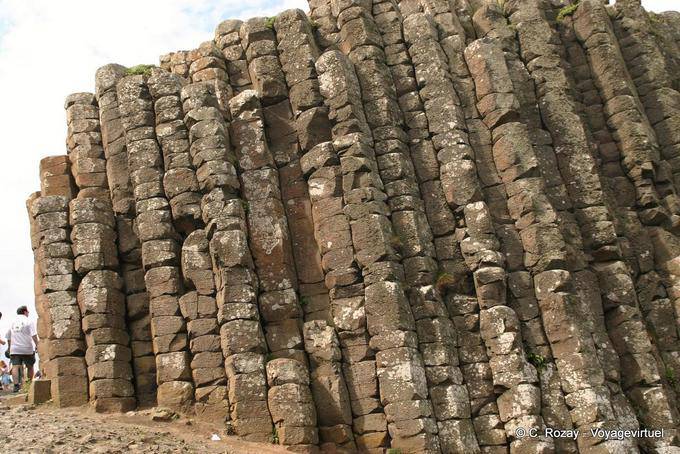 Sechseckigen Säulen zerbrechen Lava, Giants Causeway - Nord-Irland