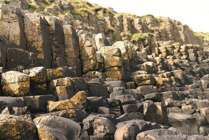 Nach Millionen von Jahren der Erosion, Giants Causeway - Nord-Irland
