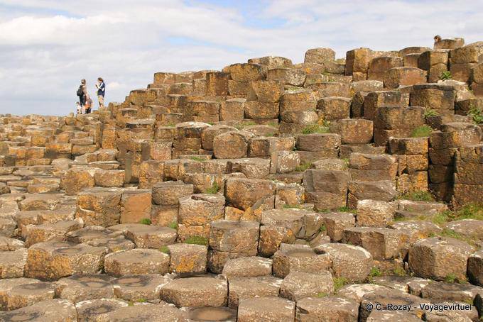Die Überreste der Legende von den zwei riesigen Feinde Benandonner und Finn McCool, Giants Causeway - Nord-Irland