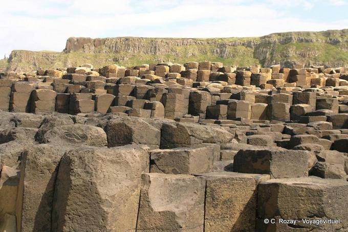 Sechseckigen Säulen an der Küste, Giants Causeway - Nord-Irland
