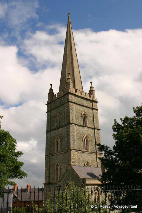 Glockenturm der St. Columba Kathedrale, Derry - Nord-Irland