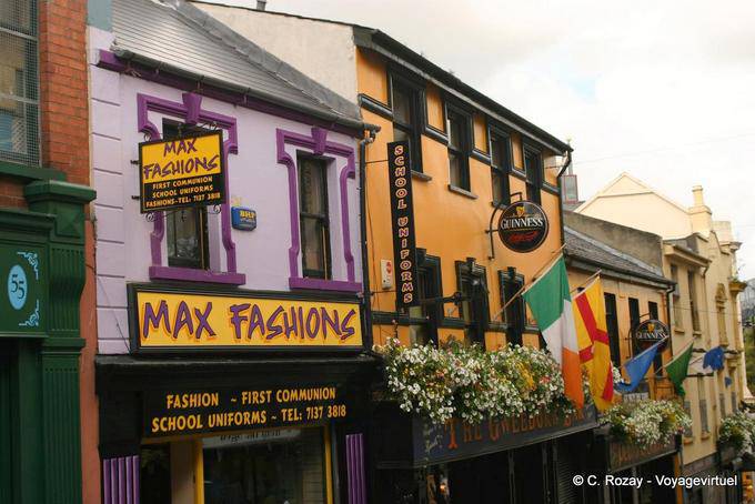 Straßen Farben Waterloo Straße (Max Moden und die Gweeburg bar), Derry - Nord-Irland