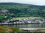 Blick auf Carnlough, Antrim Coast, Nord-Irland.