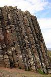 Eine andere Ansicht des doppelten Bruch Basalt, Giants Causeway, Nord-Irland.