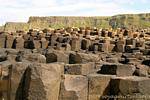 Sechseckigen Säulen an der Küste, Giants Causeway, Nord-Irland.