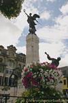 Statue auf der Memorial of War Diamant-Platz, Derry, Nord-Irland.