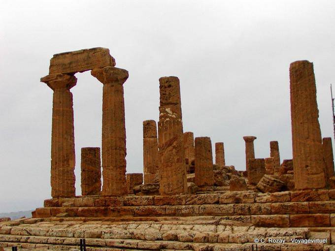 Agrigento, Spalten der Tempel der Hera - Italien