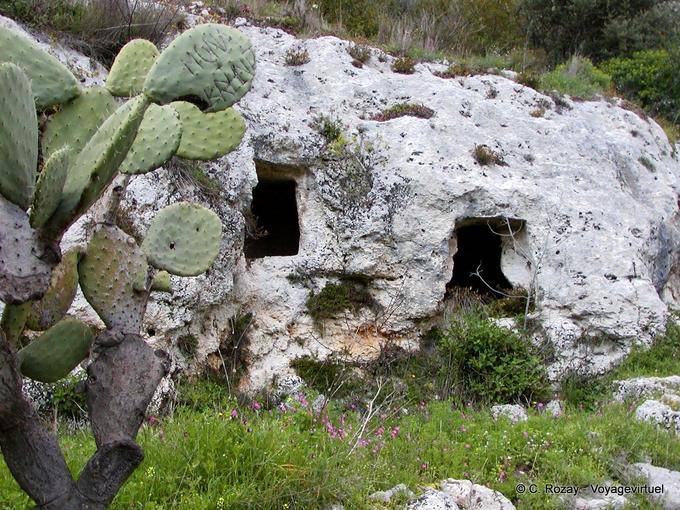 Prähistorische Nekropole von Cava Ispica - Italien