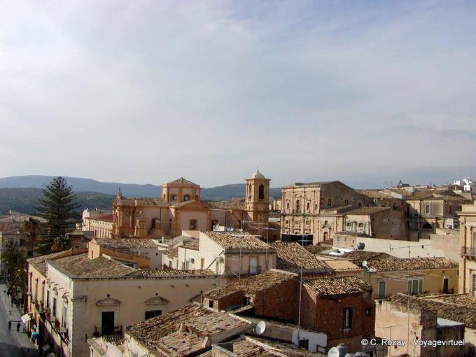 Sehen Sie sich die Barockstadt Noto - Italien