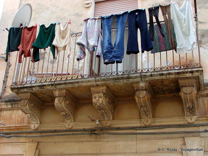 Maschine zum Balkon, Noto - Italien