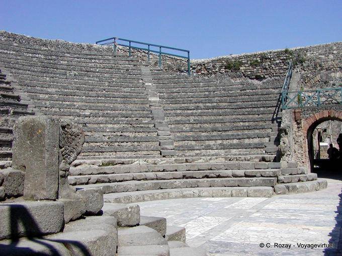 Der kleine Theater und Odeon, Pompeji - Italien