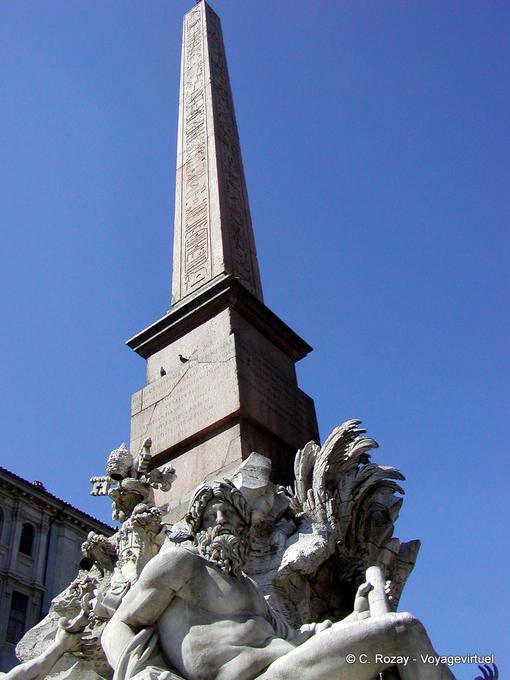 Brunnen der vier Flüsse (Bernini), Piazza Navona, Rom - Italien