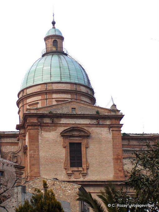 Kuppel der Kathedrale von Caltagirone, Sizilien - Italien