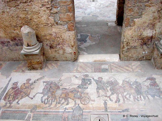 Palestra oder Cirque du Salon, der Vertreter Mosaik Circus Maximus, Villa Casale - Italien