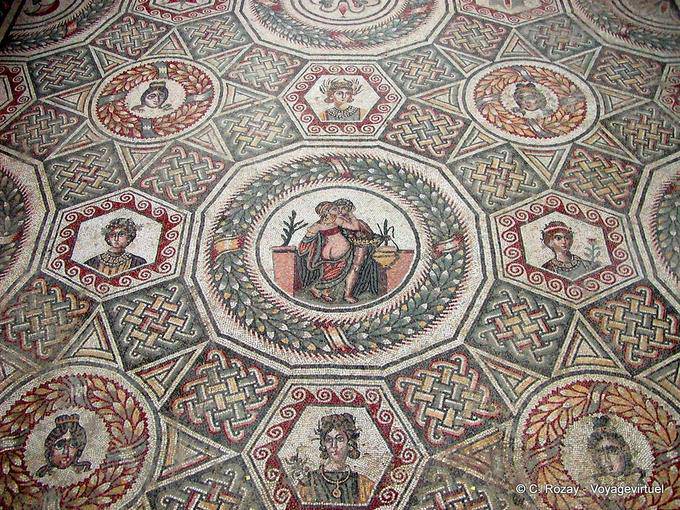 Erotik auf dem Boden, archäologische Stätte, Villa Casale - Italien