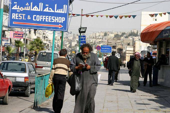 Spieler auf der Straße, Amman - Jordanien