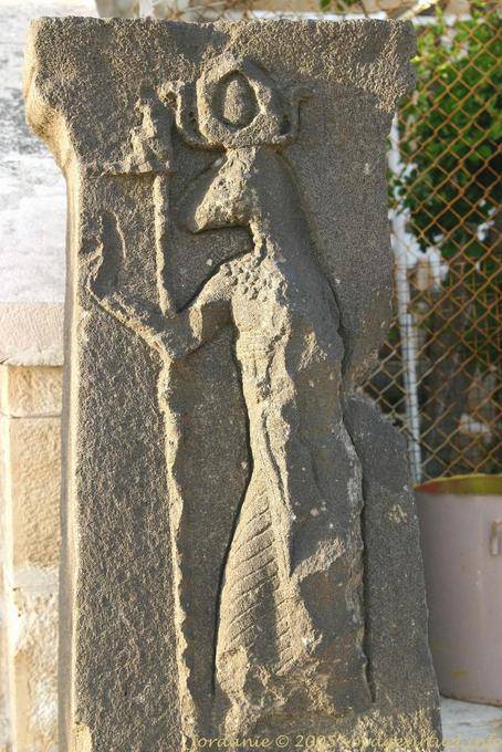 Skulptur zeigt einen Gott, das Archäologische Museum, Zitadelle, Amman - Jordanien