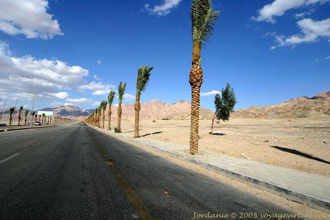 Beginn der Wüstenstraße, Aqaba - Jordanien