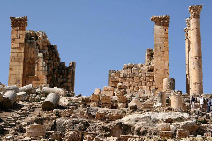 Ruinen einer Kirche, Jerash - Jordanien